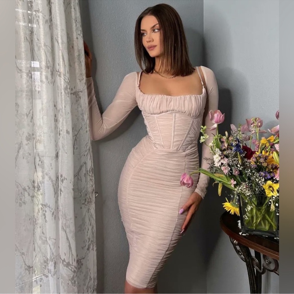 House of CB Blush Pink Long Sleeve Ruched Midi Dress - Picture 3 of 12